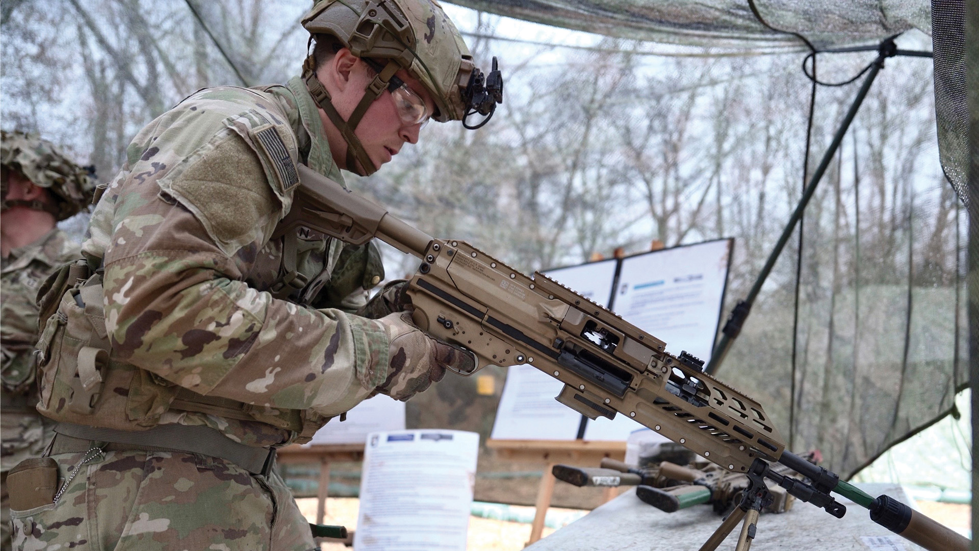 Picture of a soldier showing proficiency during expert badge testing 